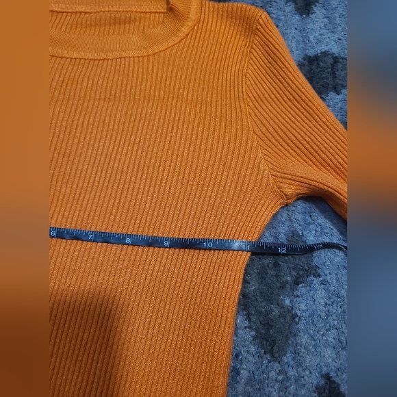 Orange Ribbed Long Sleeve Tee sz S - Picture 6 of 8